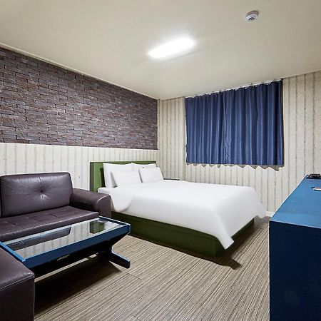 Galleria Hotel Szuvon Kültér fotó